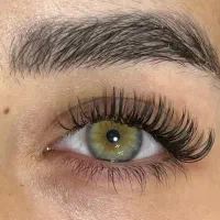 اکستنشن مژه و‌کاشت مژه