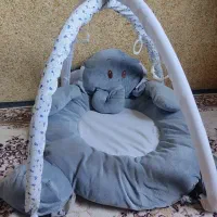 تشک بازی و پشه بند و دستشویی فرنگی کودک