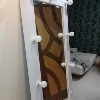 آیینه قدی لامپ دار