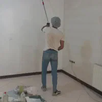 رنگ کاری ساختمان.در پنجره .نقاشی کناف