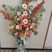 گل مصنوعی و کلمن سفال