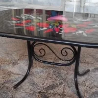 میز غذا خوری طرح دار