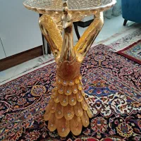 میوه و شیرینی خوری طاووس
