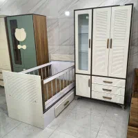 سرویس چوب سیسمونی کودک کمد سه درب تخت نوزاد گهواره