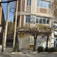 یک باب مغازه حدودا ۱۳۵ متری