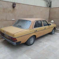 بنز ۲۳۰ دانشجویی