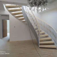 ساخت انواع پله های گِرد، مُعلق و... درغرب کشور