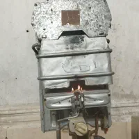 آبگرمکن بوتان سالم سرویس شده