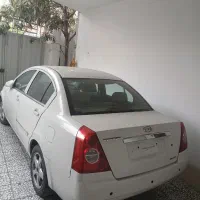 ام وی ام ۵۳۰ رنگ سفید