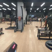 ۴۰۰ متر زیر زمین