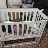 تخت گهواره ای بچه در حد