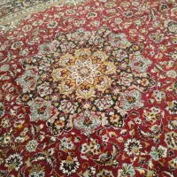 فرش 12متری گل قرمز