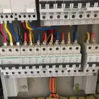 برقکار ساختمان با قیمت منصفانه پرداخت چکی