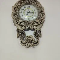 ساعت دیواری سالم ودرحدنو