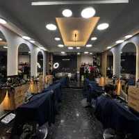 استخدام آرایشگر حرفه‌ای آقا شهرک غرب