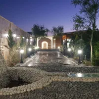 1353متری-100متر-بنا-استخر-چهارفصل-سندار