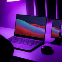 انجام دهنده هستم (ادیت و طراحی)