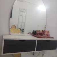 اینه و باکس