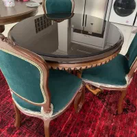 میز نهار خوری ۴ نفره کلاسیک و با صفحه شیشه ای
