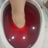 پدیکور کف سابی پا پارافین تراپی پا و دست درمانی