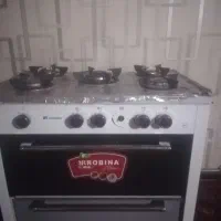 اجاق گازطرح فرروبینا+گلیم دست بافت دورو خیلی قدیمی