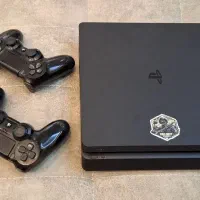 کنسول بازی ps4 یک ترا اسلیم بهمراه دو دسته اصلی