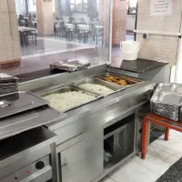 آشپز یا کمک آشپز