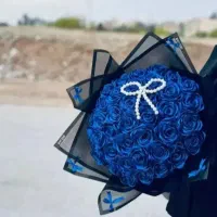 باکس و دسته گل روبانی با سه سال سابقه کاری