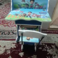 میز تحریر در حد نو