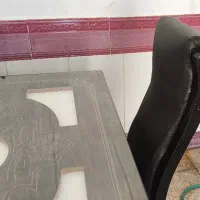 میز غذا خوری ساده.شیشه میز.صندلی.