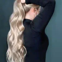 استخدام دستیار اکستنشن مو