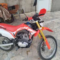 موتورسیکلت توسان 1404 پر قدرت