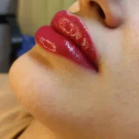 مدل برای میکرو ابرو و شیدلب