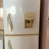 یخچال نگین