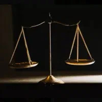 وکیل دادگستری