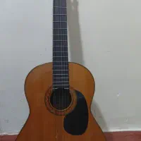 گیتار یاماها 70