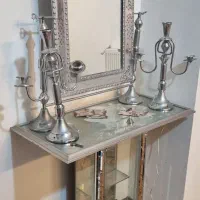 آینه شمعدان و میز