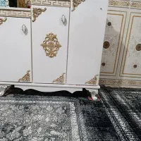 جاکفشی بااینه فروشی