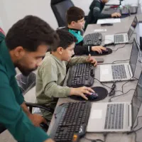 یعنی هنوز کامپیوتر بلدنیستی مگه میشه