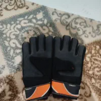 دستکش دروازه بانی فوتبال