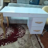 میز ناخن ۴تومن شلف ۲تومن