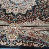 فرش ۹ متری تک هست جفت ندارن نخی و۲۵۰۰ درجه یک