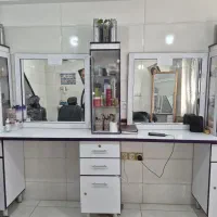 دکور ارایشگاه زنانه
