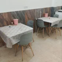 میز وصندلی