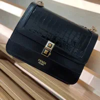 کیف زنانه