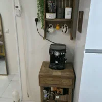 کافی بار چوبی با شلف در حد نو