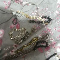 چند عدد دستبند شیک
