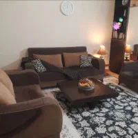 مبلمان راحتی کرم شکلاتی