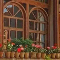 کارگر ساده خانم با محل سکونت وخوراک