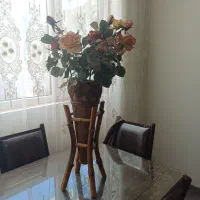 گل و گلدان